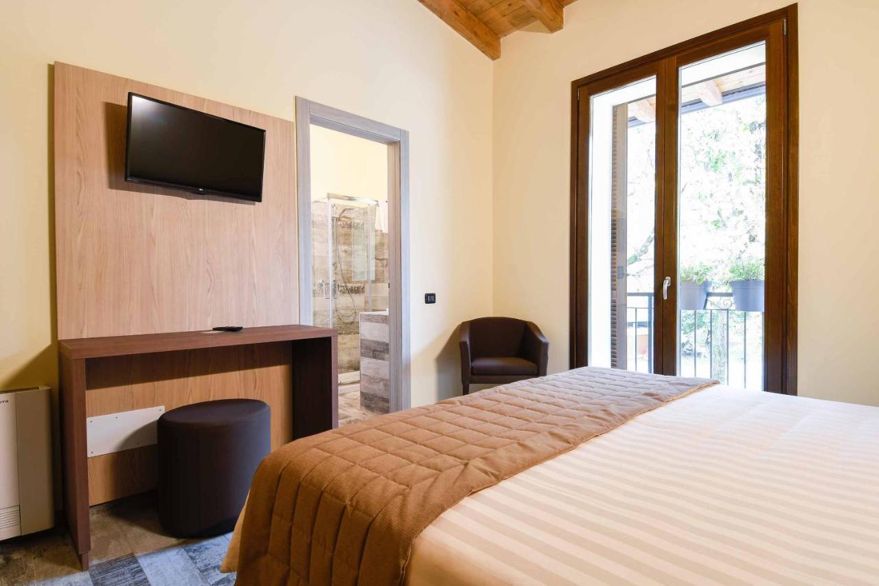 Agriturismo Ippolita Lucchetti Cene Екстериор снимка