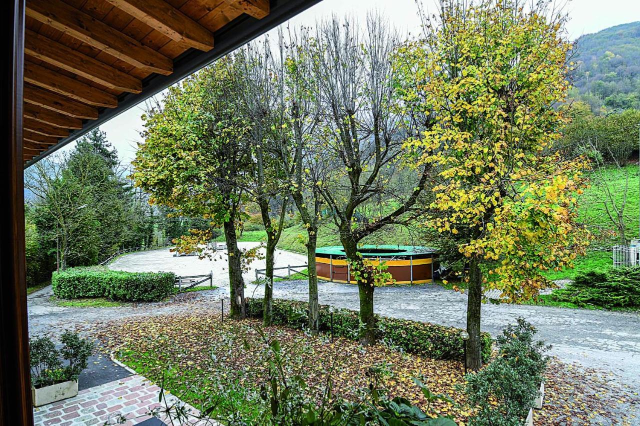 Agriturismo Ippolita Lucchetti Villa Cene Екстериор снимка